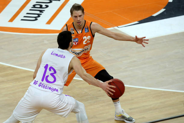 过去多起高 过去多起高